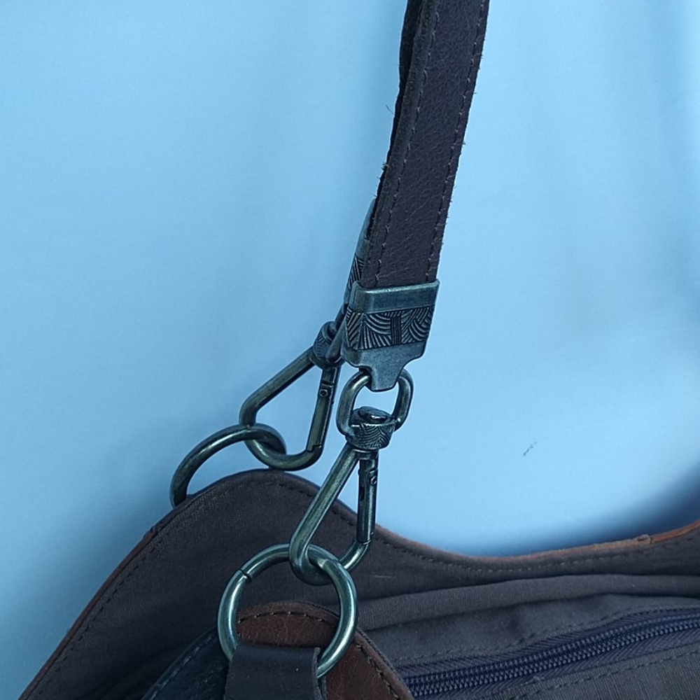 The Sak - Picture 3 of 8
